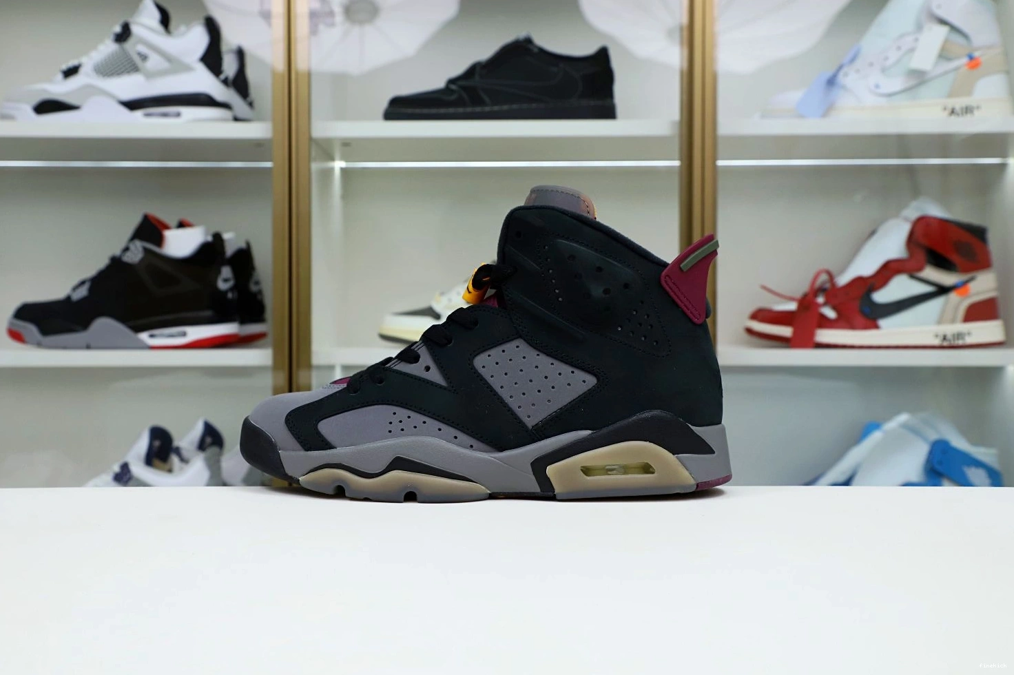 BORDEAUX AIR JORDAN RETRO 6 0118